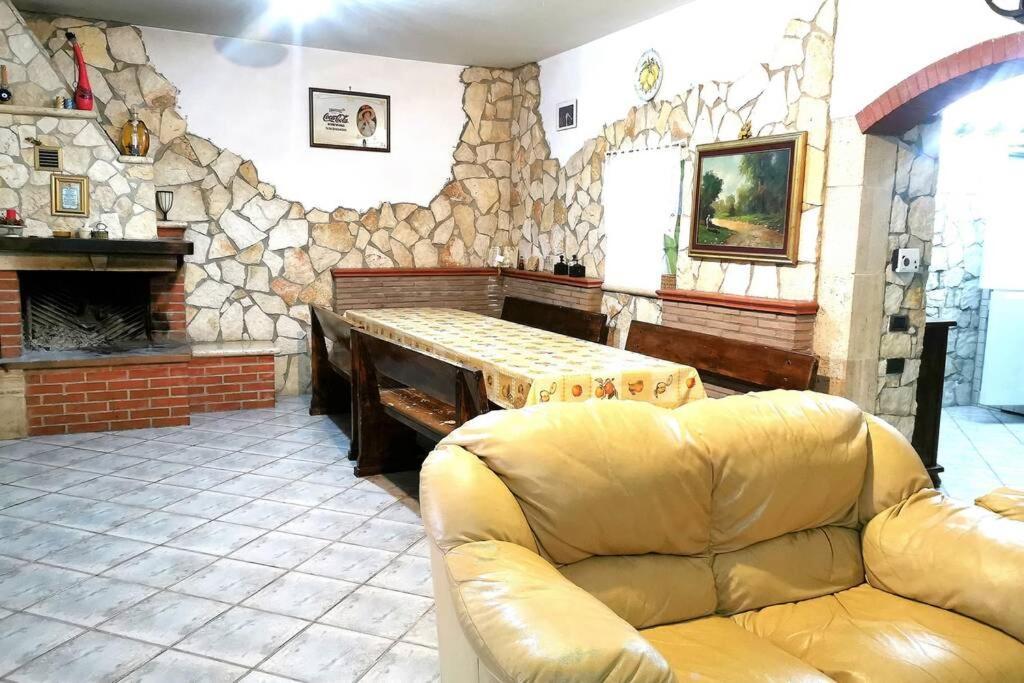 Dimora Palombo Villa Bassiano Esterno foto